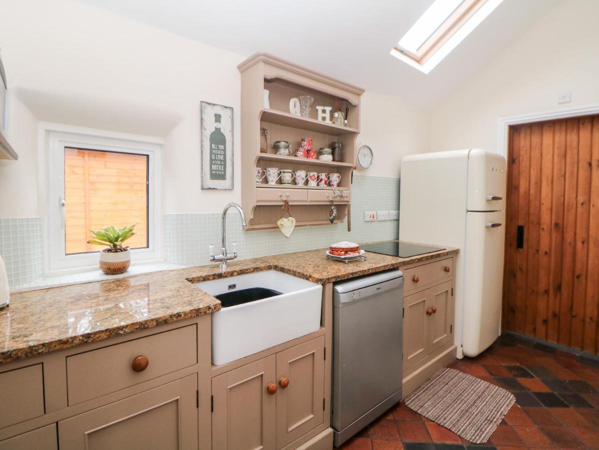 Вилла Quarry House Whiston  Экстерьер фото